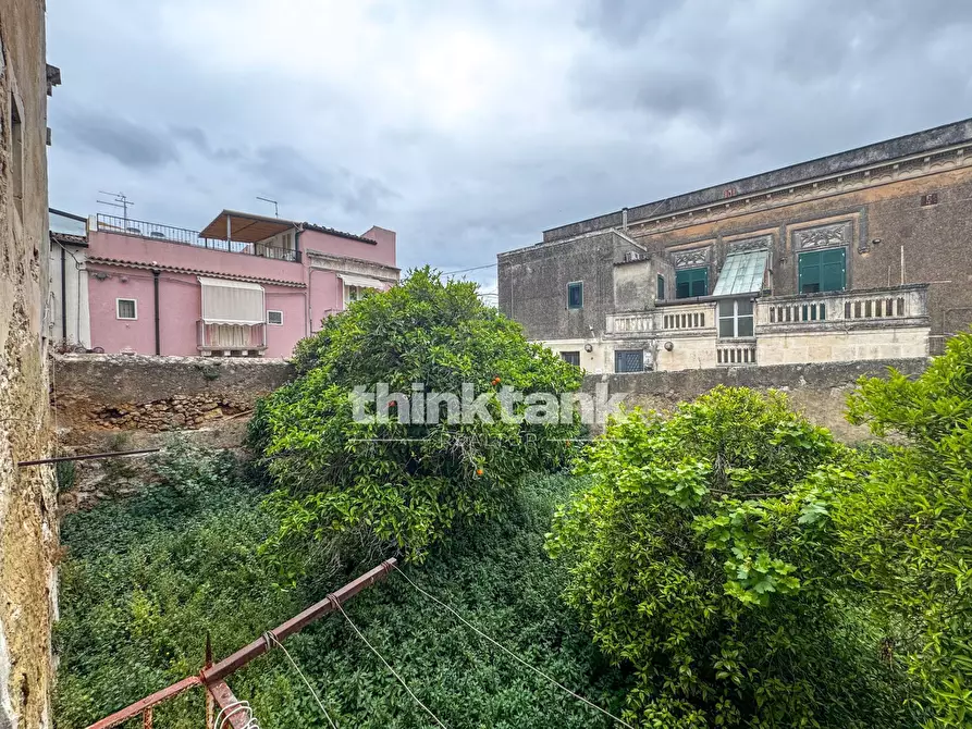 Immagine 15 di Appartamento in vendita  in Via Domenico Ciriillo a Noto