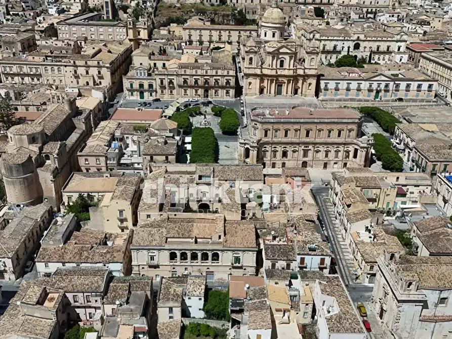 Immagine 22 di Casa indipendente in vendita  in Via Ducezio a Noto