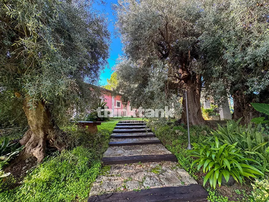 Immagine 1 di Villa in vendita  in Via per Canicattini a Siracusa