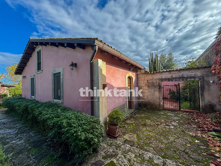 Immagine 39 di Villa in vendita  in Via per Canicattini a Siracusa