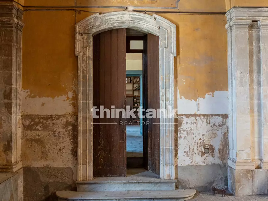 Immagine 8 di Palazzo in vendita  in Corso Garibaldi 21/3 a Ispica