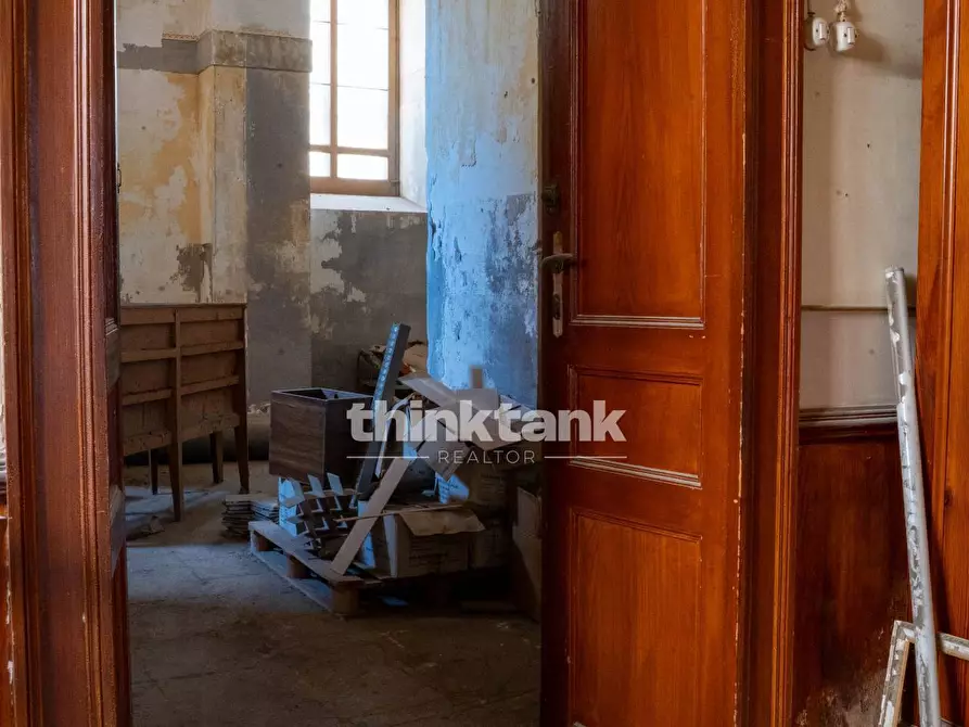 Immagine 25 di Palazzo in vendita  in Corso Garibaldi 21/3 a Ispica