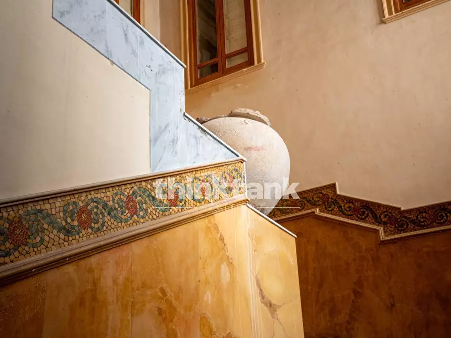 Immagine 33 di Palazzo in vendita  in Corso Garibaldi 21/3 a Ispica