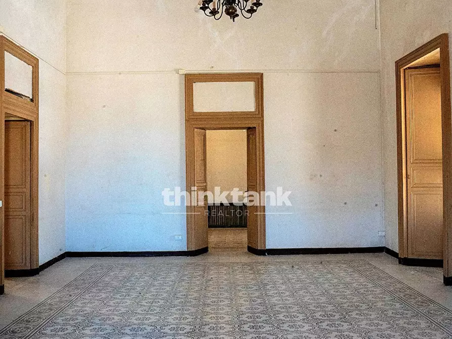 Immagine 46 di Palazzo in vendita  in Corso Garibaldi 21/3 a Ispica