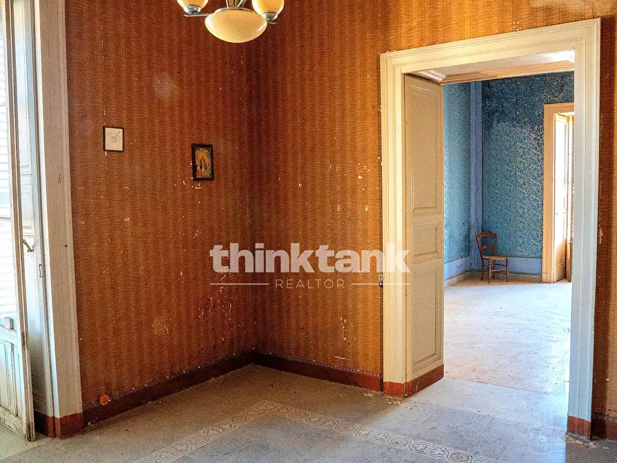 Immagine 47 di Palazzo in vendita  in Corso Garibaldi 21/3 a Ispica