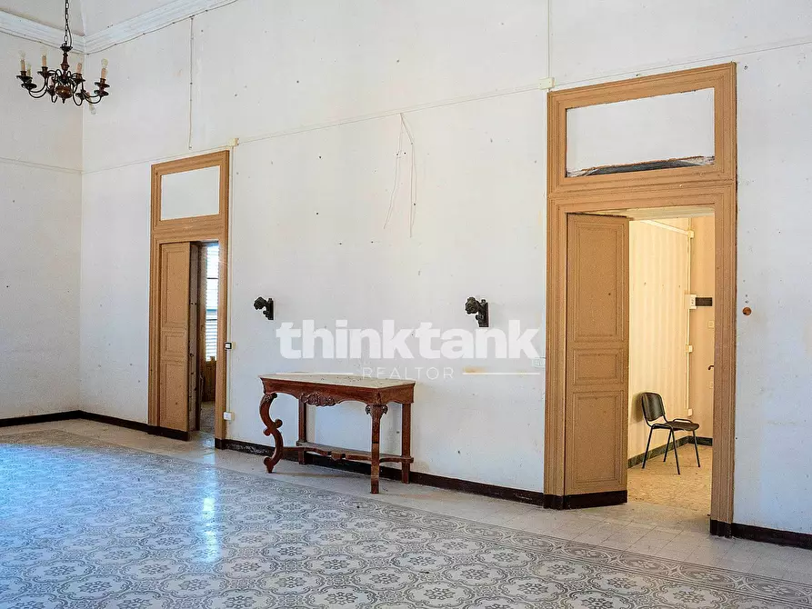 Immagine 55 di Palazzo in vendita  in Corso Garibaldi 21/3 a Ispica