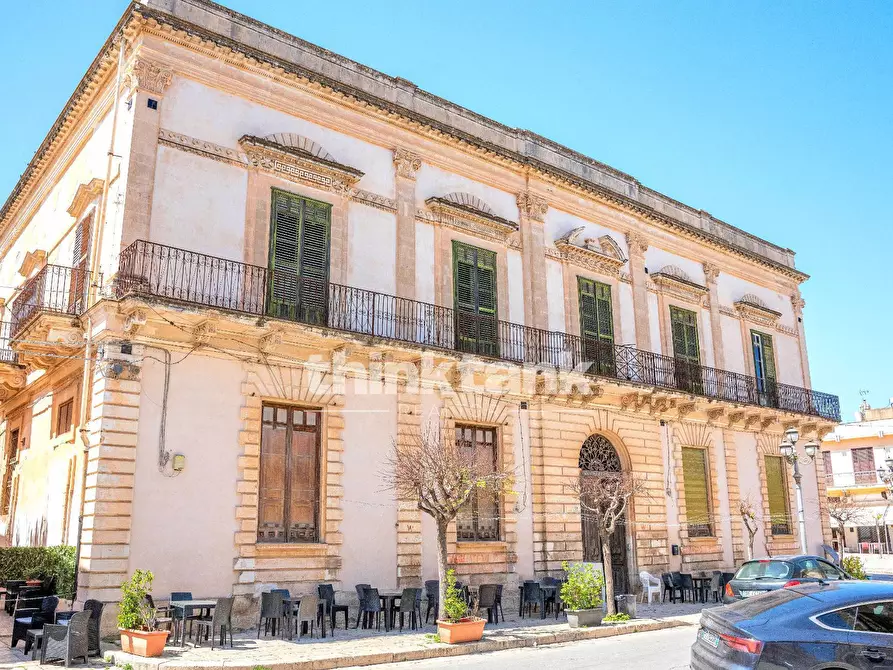 Immagine 3 di Palazzo in vendita  in Corso Garibaldi 21/3 a Ispica
