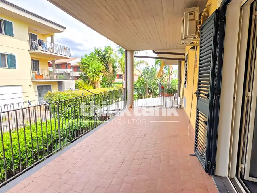 Immagine 38 di Villetta a schiera in vendita  in Via Mazzaglia a Aci Catena