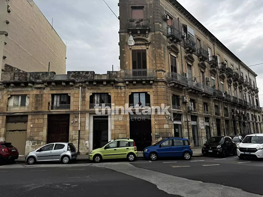 Immagine 1 di Palazzo in vendita  in Via Alessandro Rizza a Siracusa