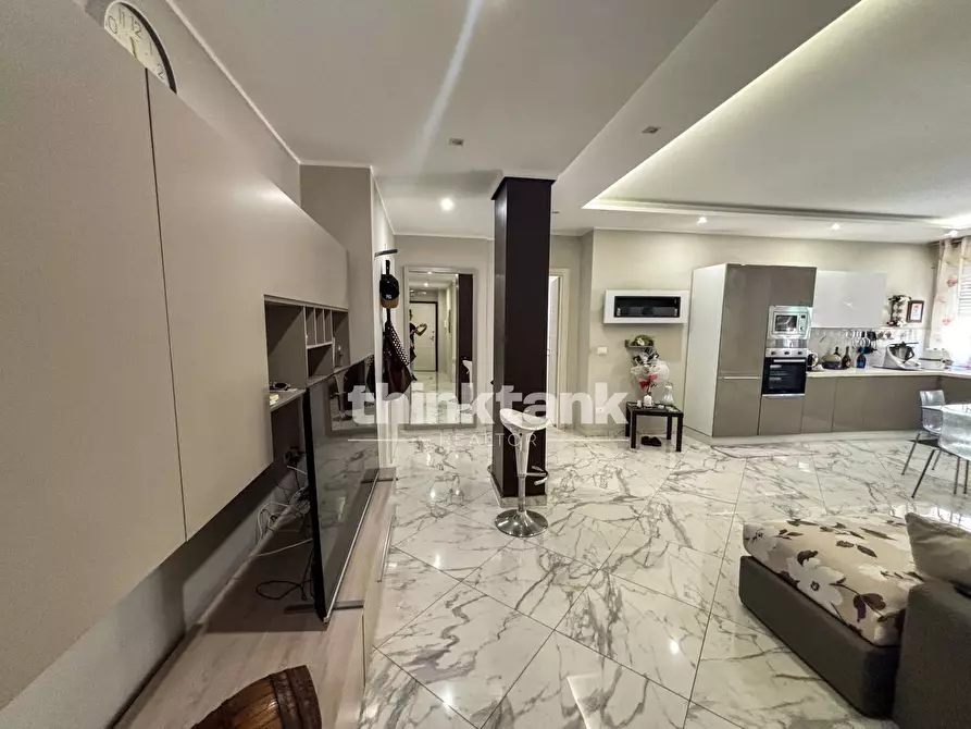 Immagine 4 di Appartamento in vendita  in Via Principato di Monaco a Siracusa