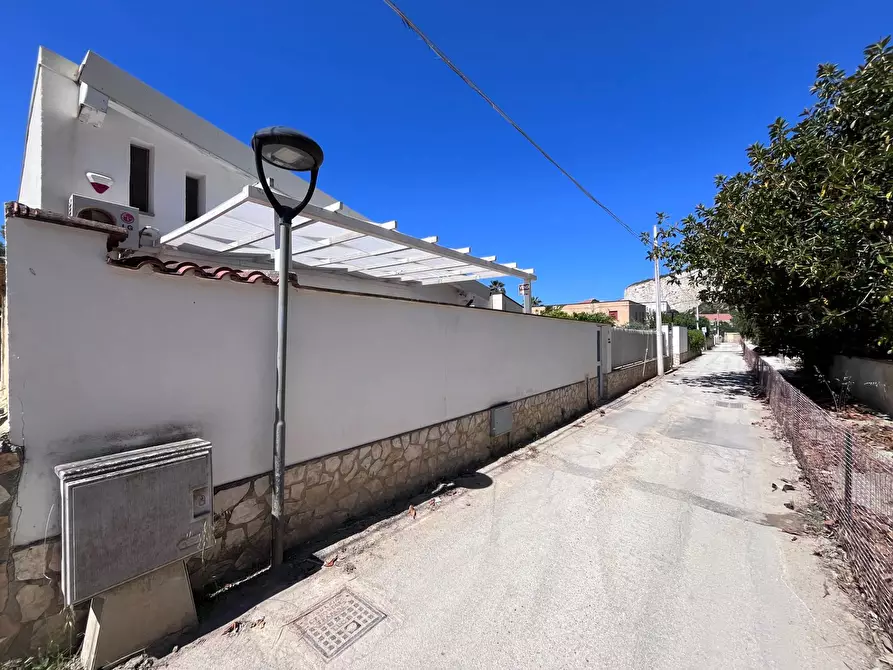 Immagine 5 di Villa in vendita  in Eraclea Minoa a Cattolica Eraclea