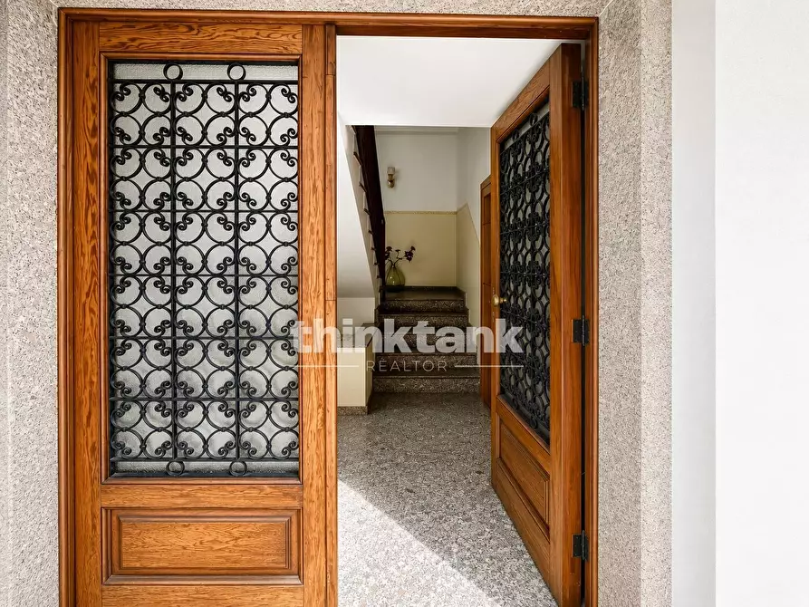 Immagine 1 di Appartamento in vendita  in Via Gramsci a Gravina Di Catania