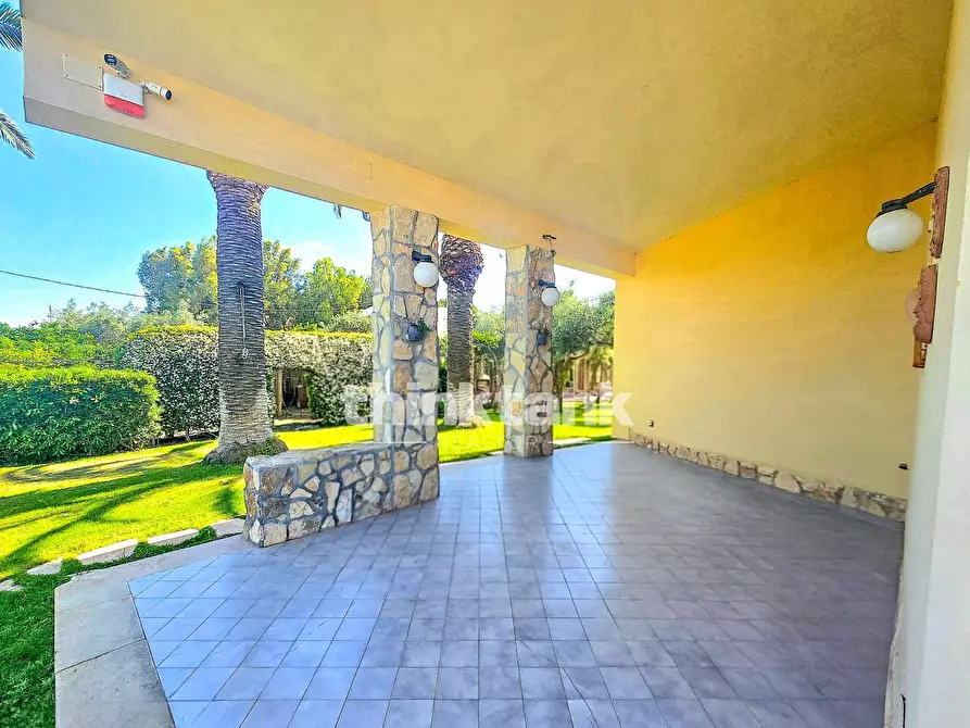 Immagine 43 di Villa in vendita  in Via Del Villaggio a Ispica