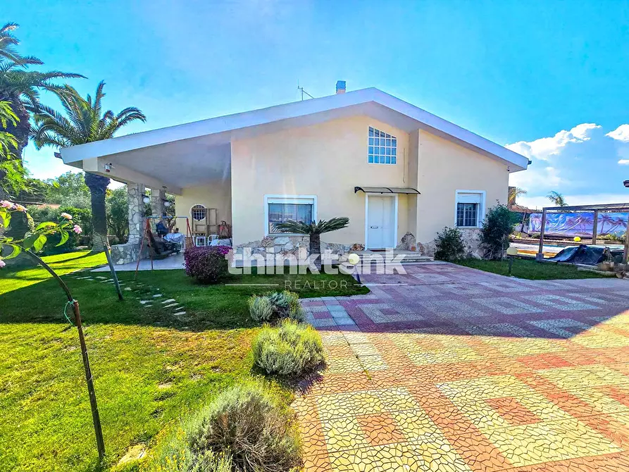 Immagine 49 di Villa in vendita  in Via Del Villaggio a Ispica