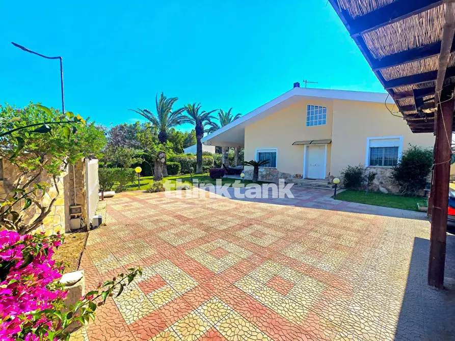 Immagine 47 di Villa in vendita  in Via Del Villaggio a Ispica