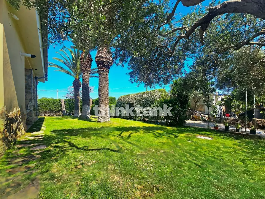 Immagine 46 di Villa in vendita  in Via Del Villaggio a Ispica
