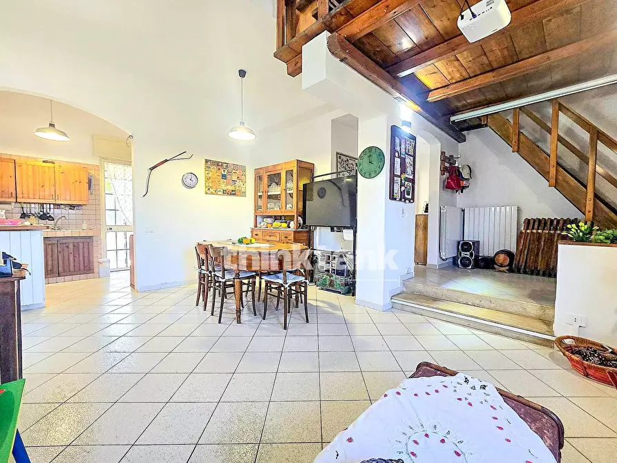 Immagine 5 di Villa in vendita  in Via Del Villaggio a Ispica