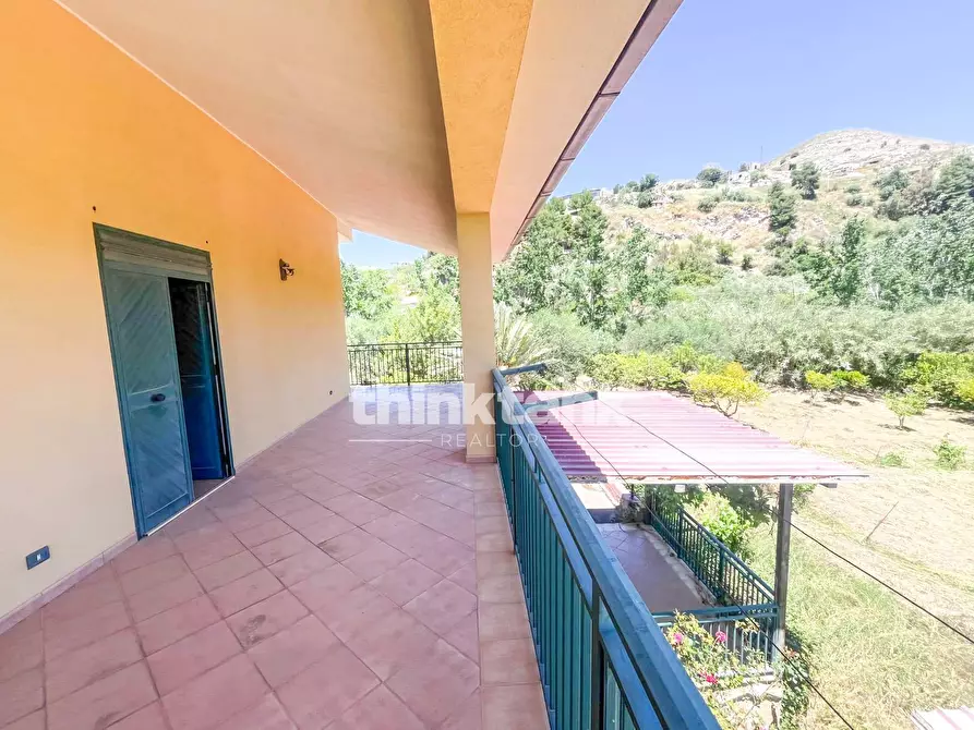 Immagine 23 di Villa in vendita  in Contrada Modaccamo snc a Agrigento