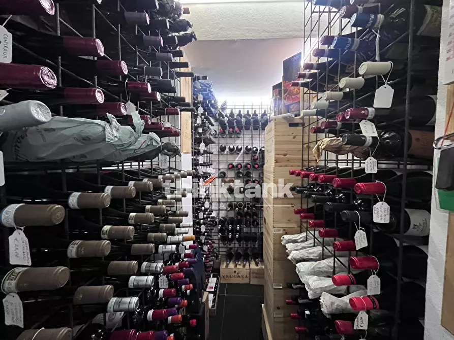 Immagine 24 di Attività commerciale in vendita  in Via delle Sirene a Pozzallo
