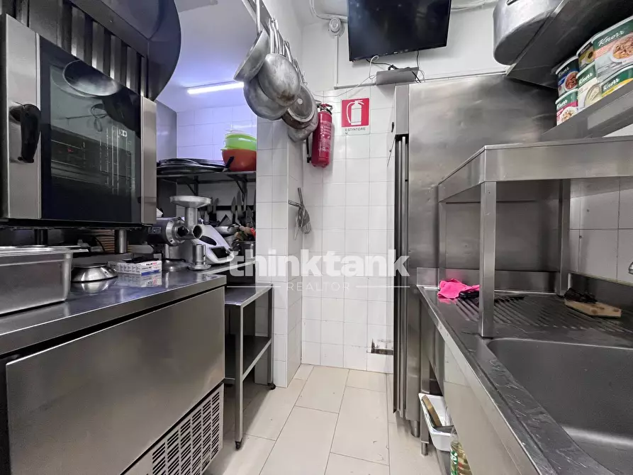 Immagine 49 di Attività commerciale in vendita  in Via delle Sirene a Pozzallo