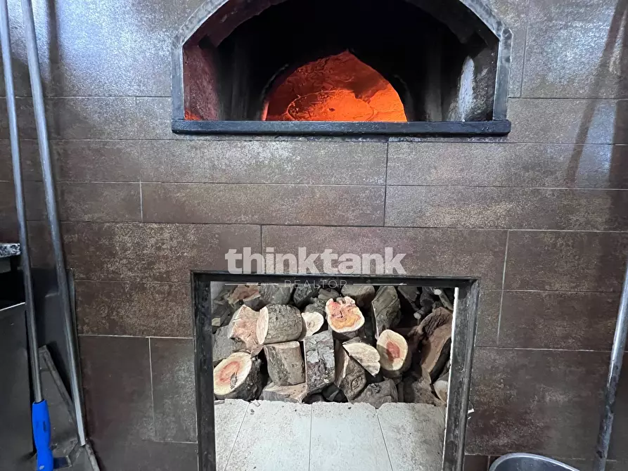 Immagine 54 di Attività commerciale in vendita  in Via delle Sirene a Pozzallo