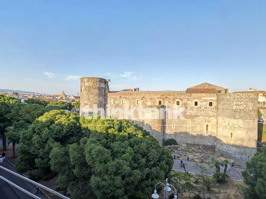 Immagine 1 di Appartamento in vendita  in Piazza Federico Di Svevia SNC a Catania