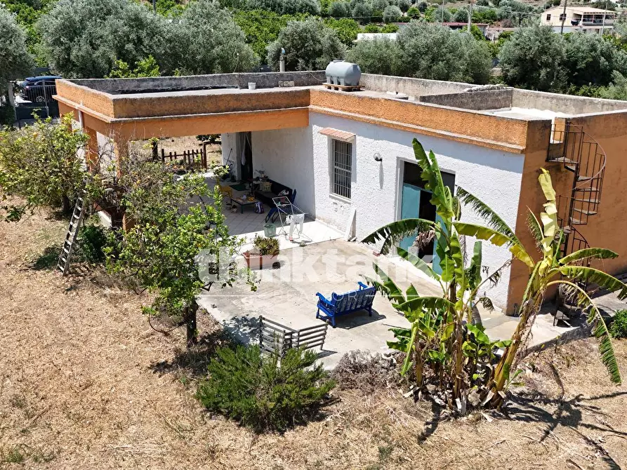 Immagine 2 di Villa in vendita  in Contrata Laufi a Noto