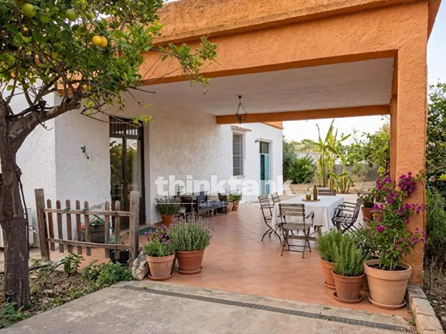 Immagine 18 di Villa in vendita  in Contrata Laufi a Noto