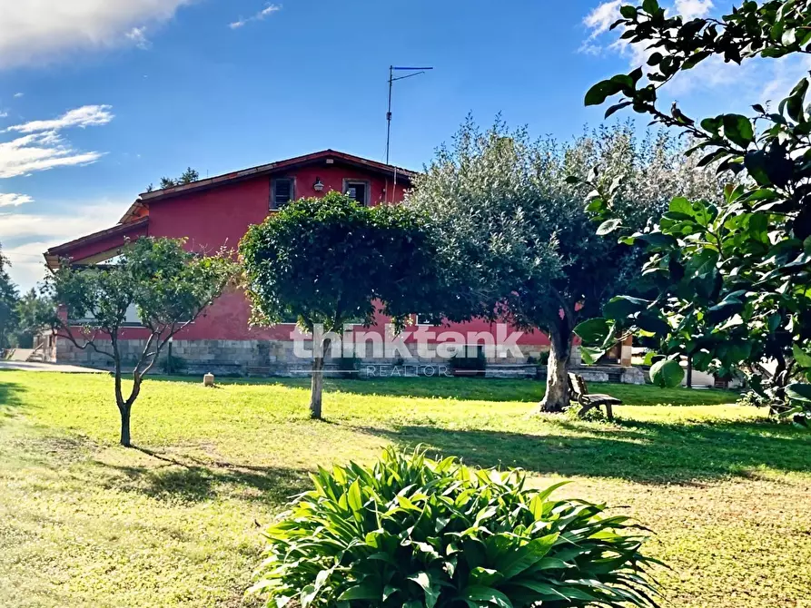 Immagine 3 di Villa in vendita  in Via traversa bonavia a Siracusa