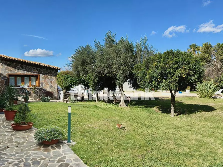 Immagine 2 di Villa in vendita  in Via traversa bonavia a Siracusa
