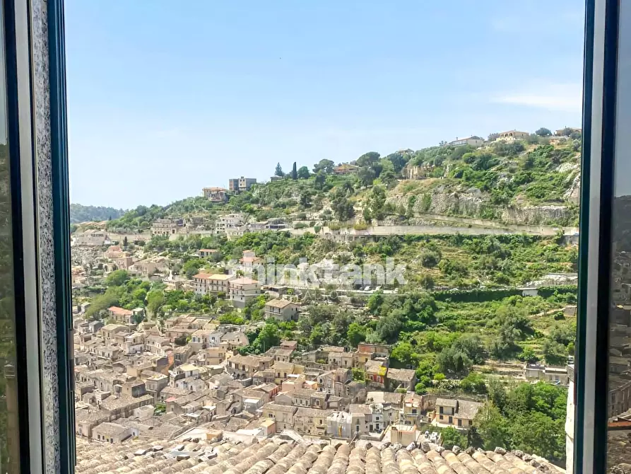 Immagine 14 di Casa indipendente in vendita  in Viale Regina Margherita a Modica