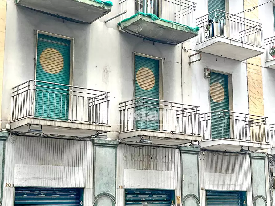 Immagine 3 di Appartamento in vendita  in Via Giacomo Leopardi 22 a Catania