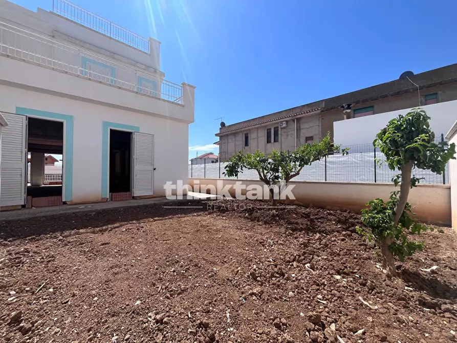 Immagine 7 di Villa in vendita  in Viale Delle Orchideee a Porto Empedocle