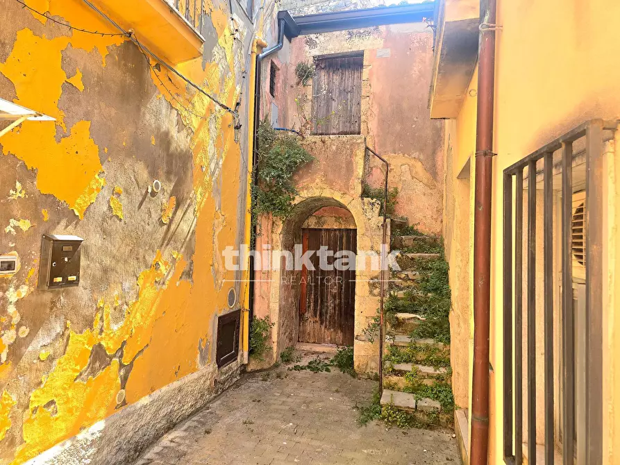 Immagine 7 di Casa indipendente in vendita  in Via Porta Modica a Ragusa