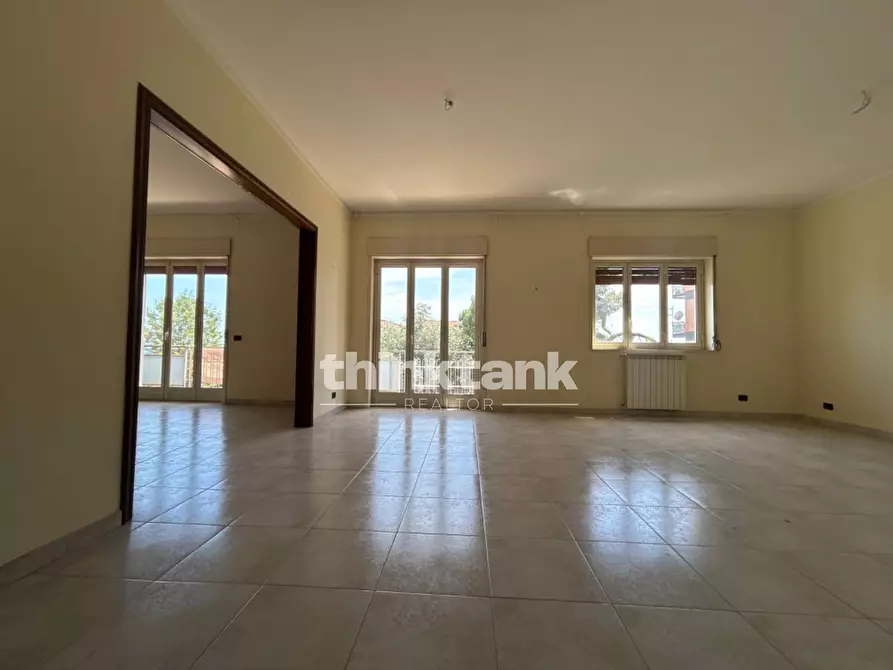 Immagine 2 di Appartamento in vendita  in Via Fratelli Bandiera a Gravina Di Catania