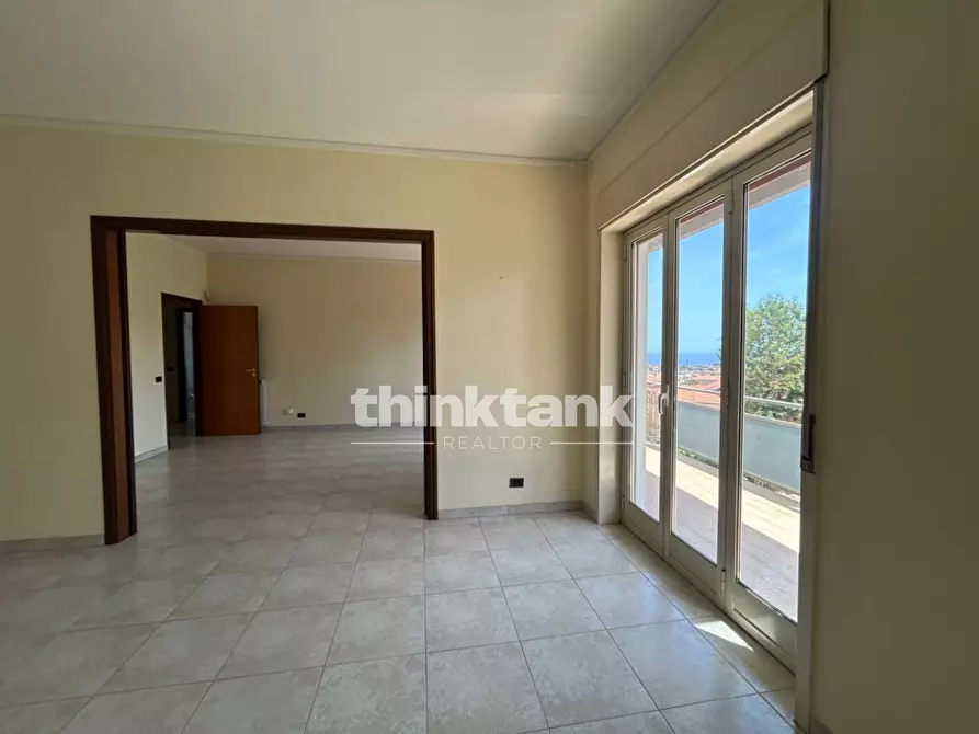 Immagine 16 di Appartamento in vendita  in Via Fratelli Bandiera a Gravina Di Catania