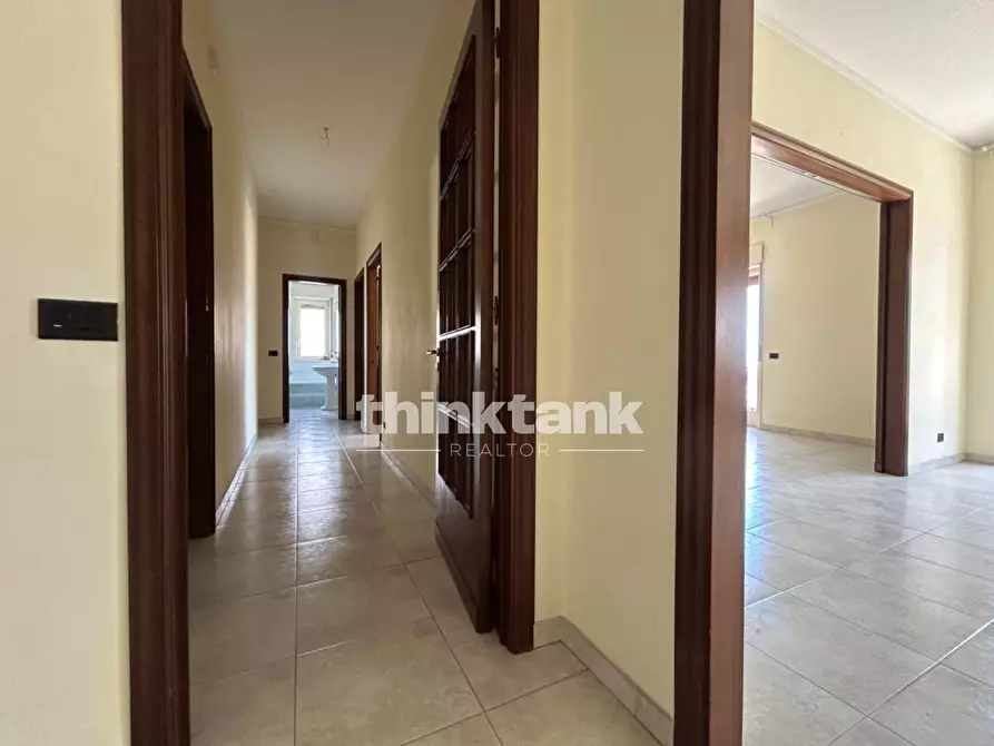 Immagine 17 di Appartamento in vendita  in Via Fratelli Bandiera a Gravina Di Catania