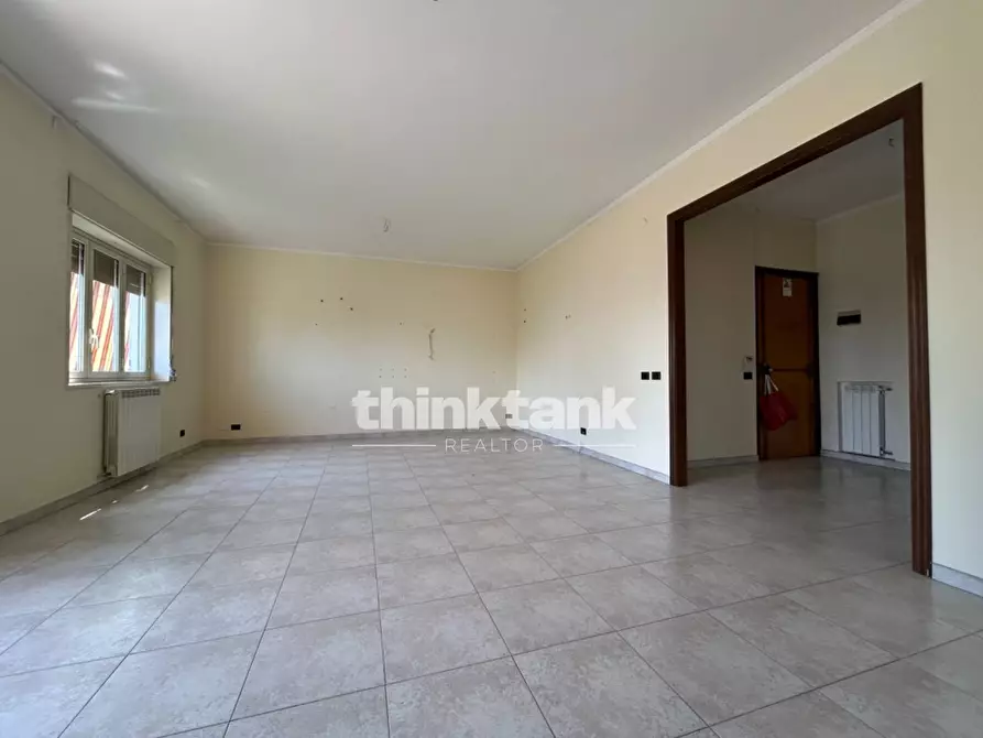 Immagine 10 di Appartamento in vendita  in Via Fratelli Bandiera a Gravina Di Catania