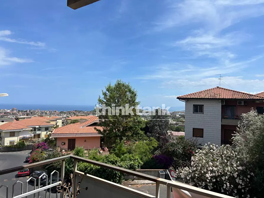 Immagine 31 di Appartamento in vendita  in Via Fratelli Bandiera a Gravina Di Catania