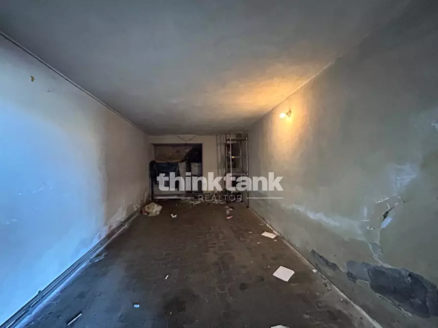 Immagine 33 di Appartamento in vendita  in Via Fratelli Bandiera a Gravina Di Catania