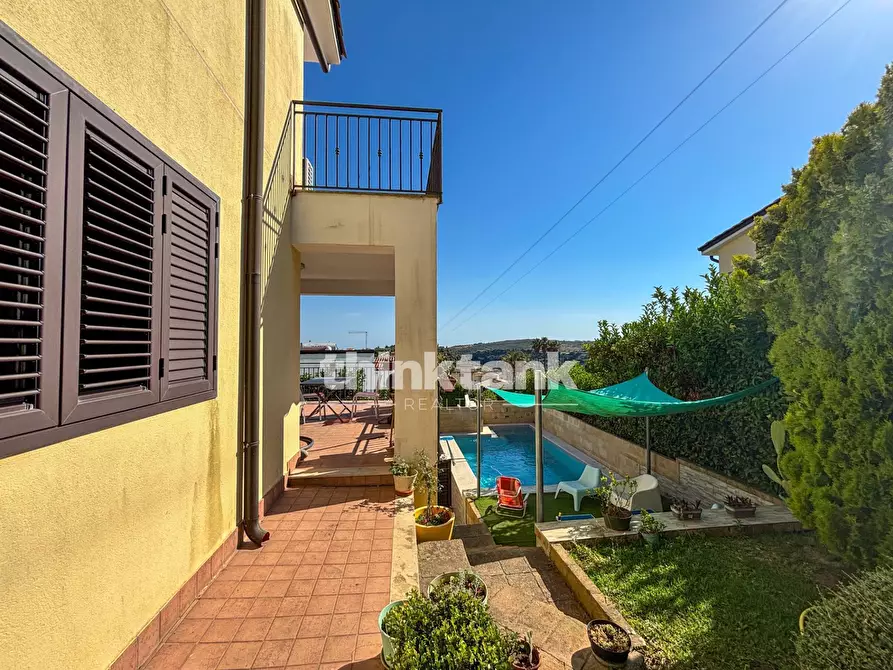 Immagine 5 di Villa in vendita  in San Corrado di Fuori a Noto