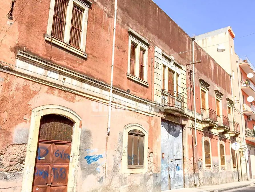 Immagine 12 di Palazzo in vendita  in Via Dei Mulini al Vento 76 a Catania