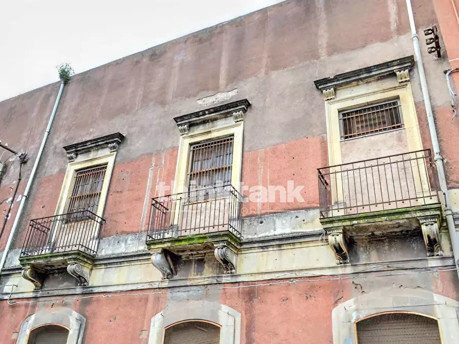 Immagine 9 di Palazzo in vendita  in Via Dei Mulini al Vento 76 a Catania