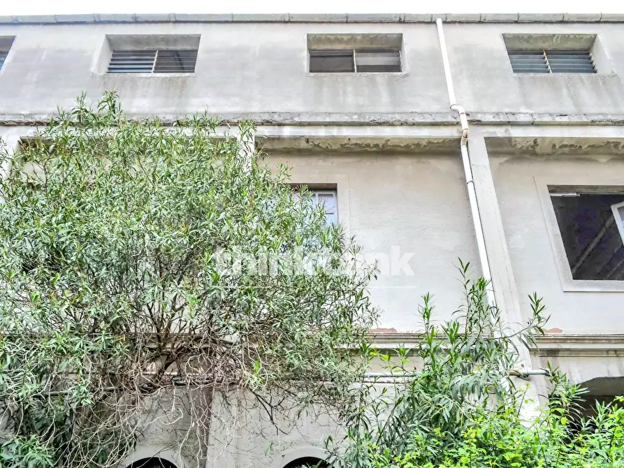 Immagine 23 di Palazzo in vendita  in Via Dei Mulini al Vento 76 a Catania