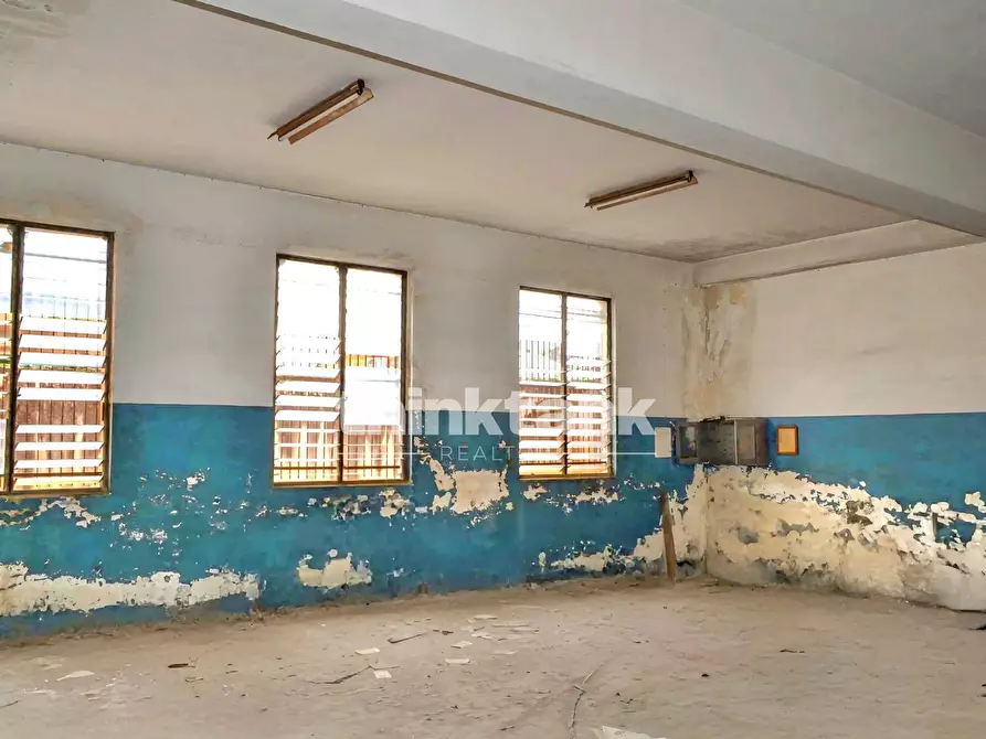 Immagine 29 di Palazzo in vendita  in Via Dei Mulini al Vento 76 a Catania