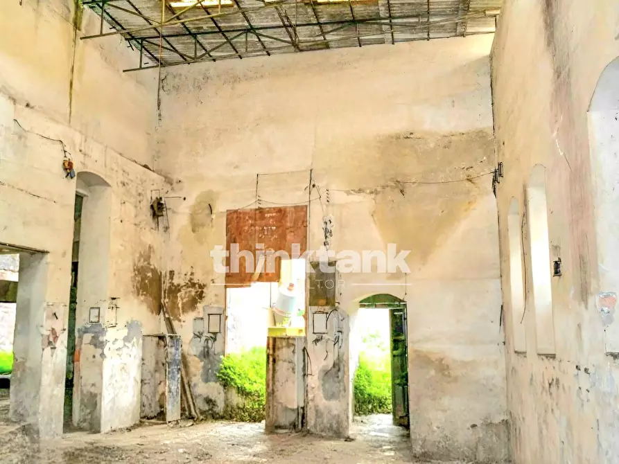 Immagine 33 di Palazzo in vendita  in Via Dei Mulini al Vento 76 a Catania