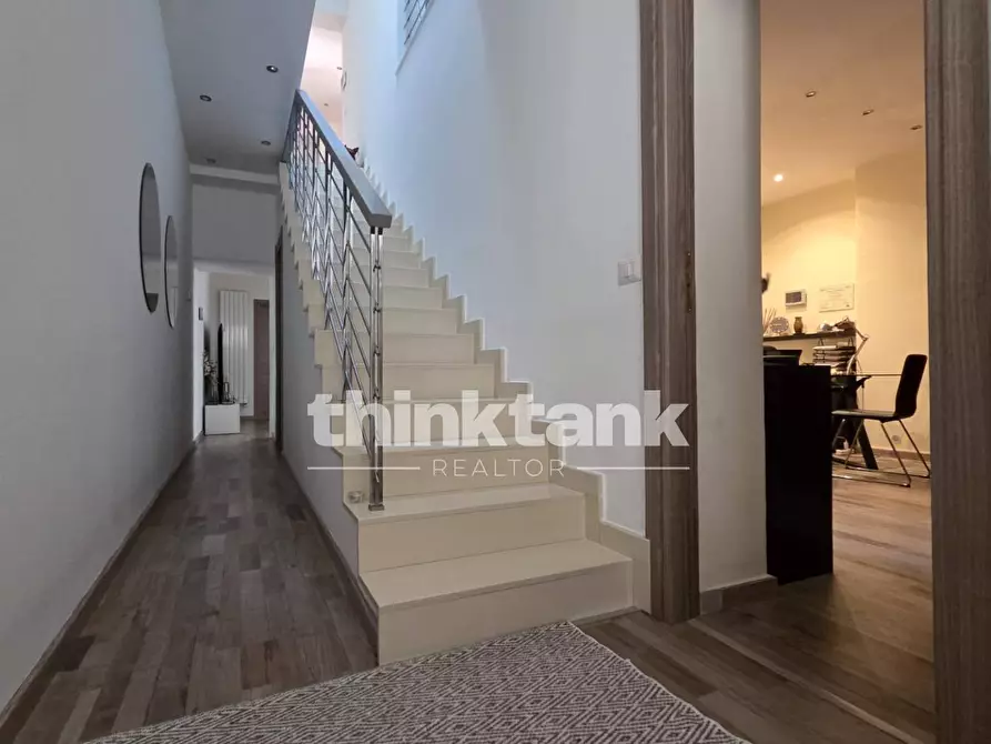 Immagine 42 di Villa in vendita  in Via Giovanni Prati snc a Catania