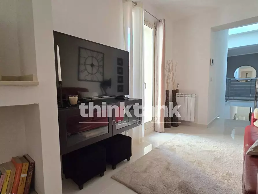 Immagine 20 di Villa in vendita  in Via Giovanni Prati snc a Catania