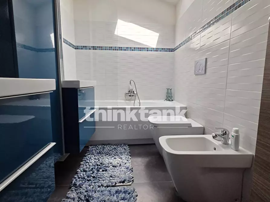 Immagine 36 di Villa in vendita  in Via Giovanni Prati snc a Catania