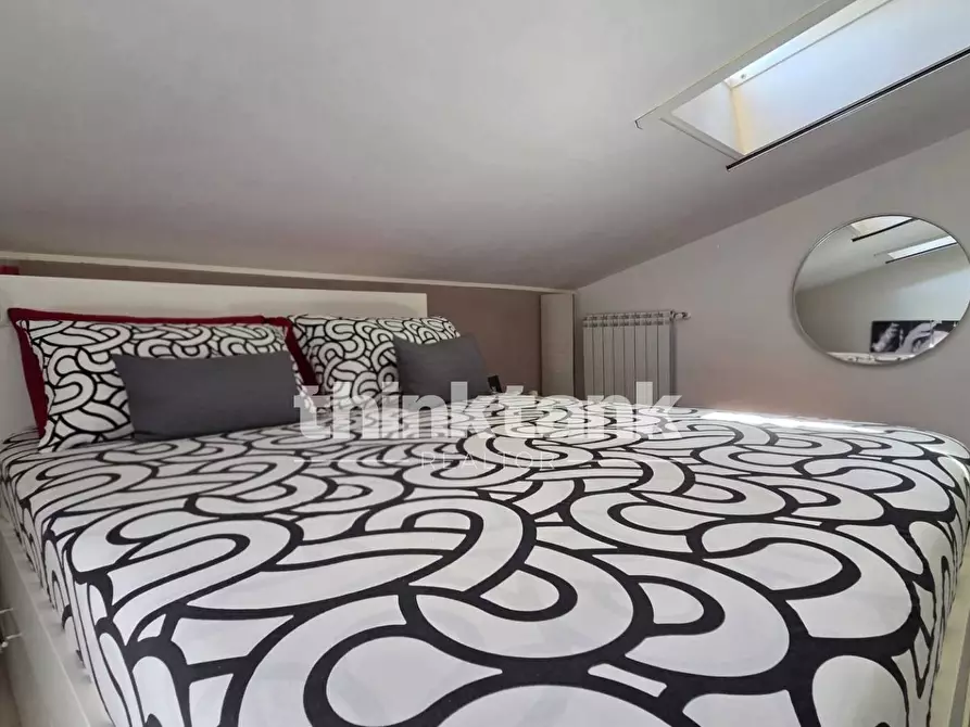 Immagine 26 di Villa in vendita  in Via Giovanni Prati snc a Catania